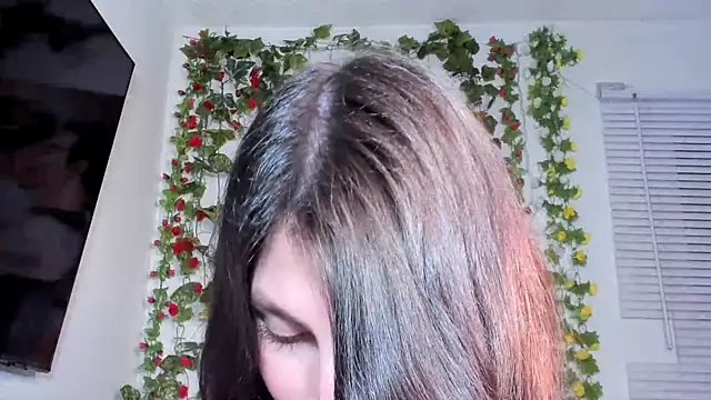 valeria gonzales  online show from 02-27-25, 04:46