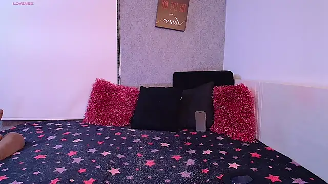 Daia Ashanti online show from 12-31-24, 01:47