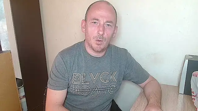 Johan   Barker online show from 03-09-26, 01:58