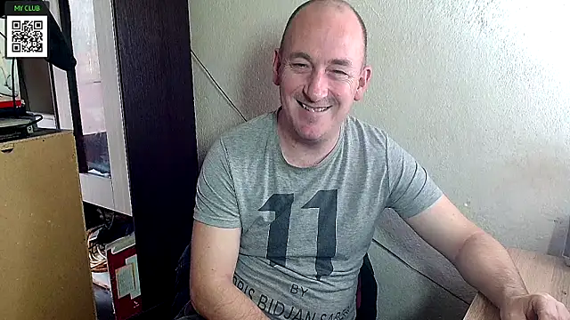 Snapshot of Johan___Barker chatting on 02-23-25, 12:16 Johan   Barker online show from 02-23-25, 12:16