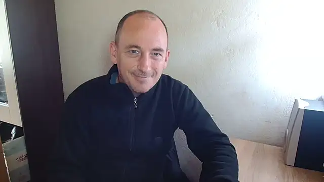 Snapshot of Johan___Barker chatting on 10-09-25, 11:11 Johan   Barker online show from 10-09-25, 11:11