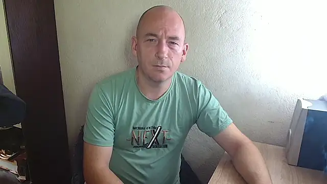 Snapshot of Johan___Barker chatting on 10-12-25, 10:49 Johan   Barker online show from 10-12-25, 10:49
