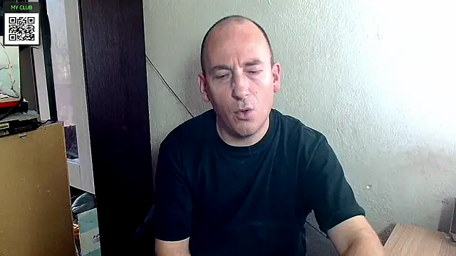 Snapshot of Johan___Barker chatting on 01-24-25, 11:48 Johan   Barker online show from 01-24-25, 11:48