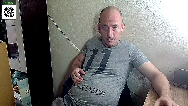Snapshot of Johan___Barker chatting on 02-15-25, 10:44 Johan   Barker online show from 02-15-25, 10:44