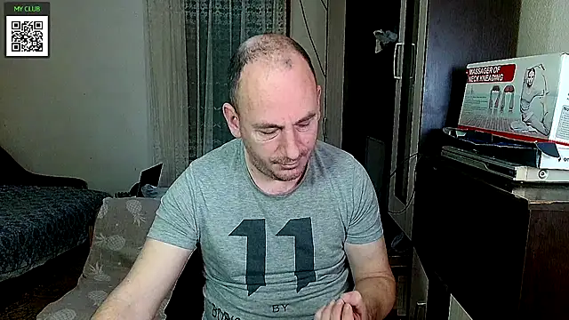 Snapshot of Johan___Barker chatting on 02-28-25, 07:58 Johan   Barker online show from 02-28-25, 07:58