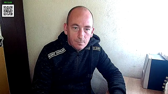 Snapshot of Johan___Barker chatting on 10-21-25, 10:25 Johan   Barker online show from 10-21-25, 10:25