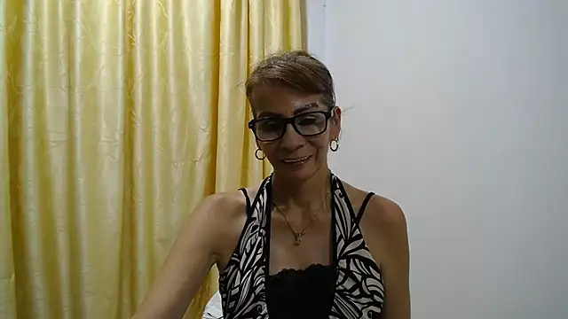 mommysexy16 online show from 10-10-25, 03:40