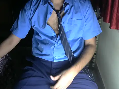 aloneboy1996 online show from 09-16-25, 06:31