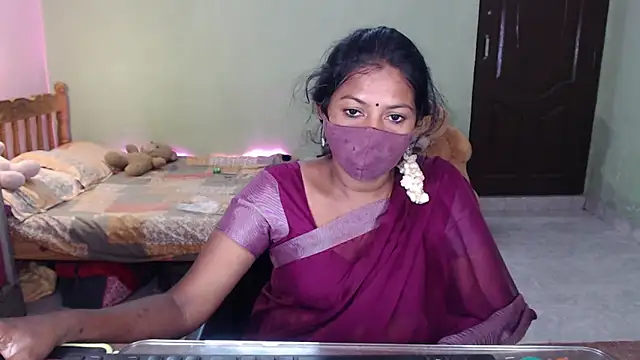 Novapol online show from 04-19-26, 01:45