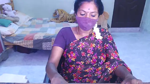 Snapshot of Novapol chatting on 07-01-26, 05:13 Novapol online show from 07-01-26, 05:13