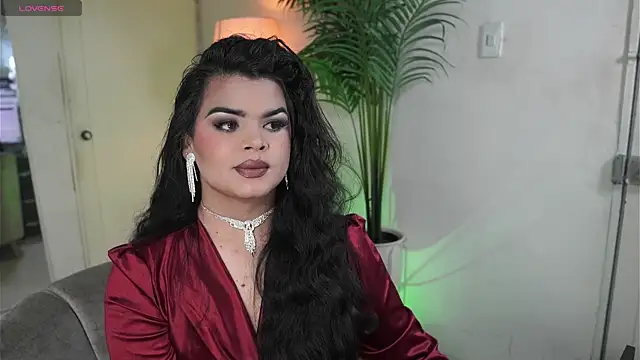 artechloe online show from 10-11-25, 11:28