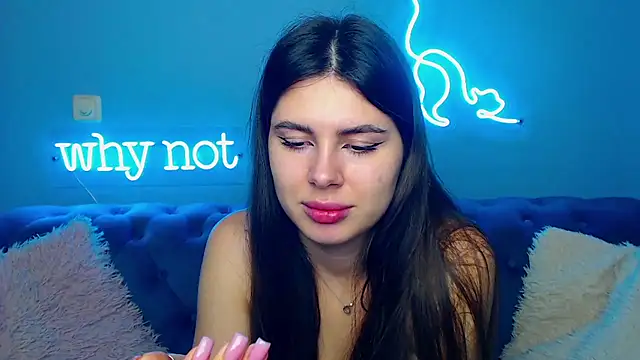 ViollinaLove online show from 11-30-25, 07:31