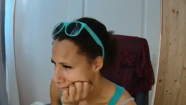 AaliyahHarris online show from 10-22-25, 01:21