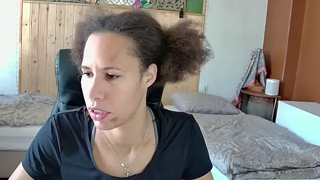 AaliyahHarris online show from 05-27-26, 08:22