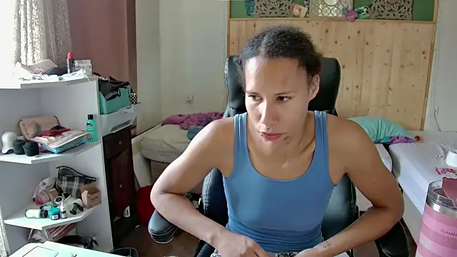AaliyahHarris online show from 06-17-26, 01:32