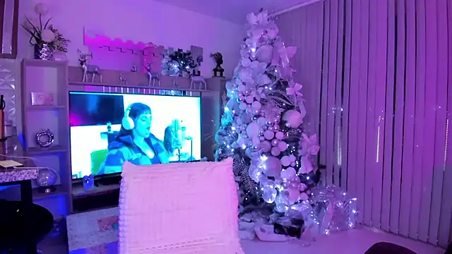 Snapshot of Catalina_Goddess chatting on 12-07-24, 02:58 Catalina Goddess online show from 12-07-24, 02:58