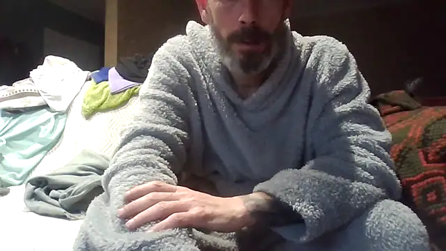 Snapshot of 207RCCam chatting on 11-28-25, 10:32 207RCCam online show from 11-28-25, 10:32