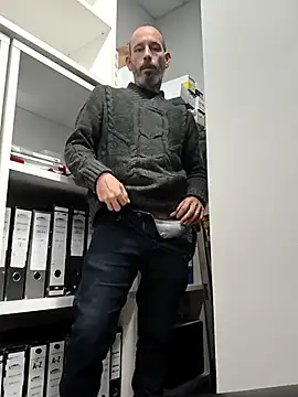 Snapshot of 207RCCam chatting on 11-14-25, 02:54 207RCCam online show from 11-14-25, 02:54