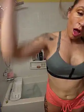 MaddisonX online show from 05-14-26, 07:05