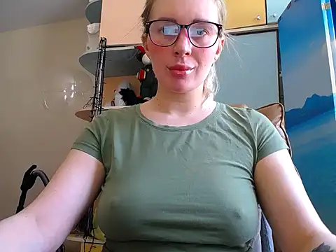 Snapshot of miaa_sunn chatting on 02-01-26, 12:36 miaa sunn online show from 02-01-26, 12:36