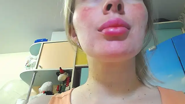 Snapshot of miaa_sunn chatting on 03-31-26, 06:54 miaa sunn online show from 03-31-26, 06:54