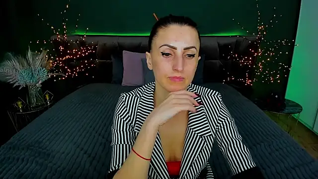 Rebecca Diamond online show from 03-16-25, 03:28