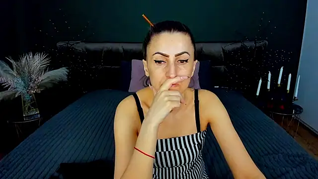 Rebecca Diamond online show from 02-18-26, 06:11