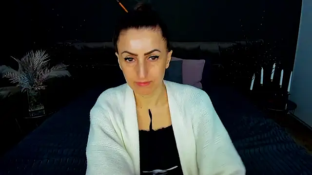 Rebecca Diamond online show from 02-10-26, 06:56