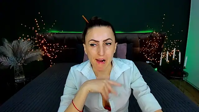 Rebecca Diamond online show from 03-09-26, 06:39