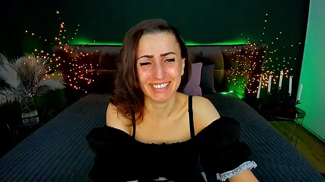 Rebecca Diamond online show from 03-18-26, 06:49