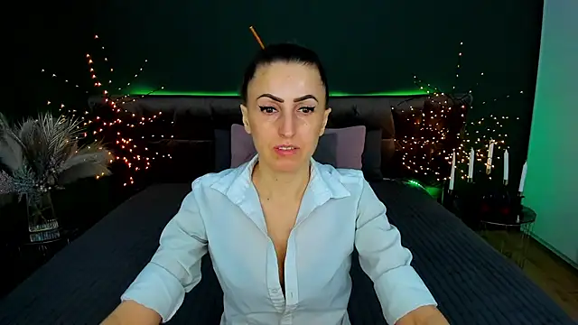 Rebecca Diamond online show from 03-11-26, 06:51