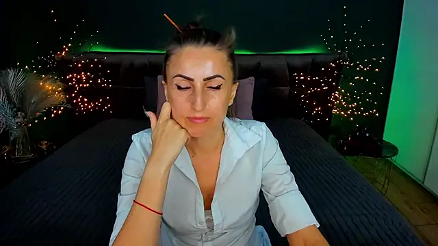 Rebecca Diamond online show from 09-20-25, 11:59