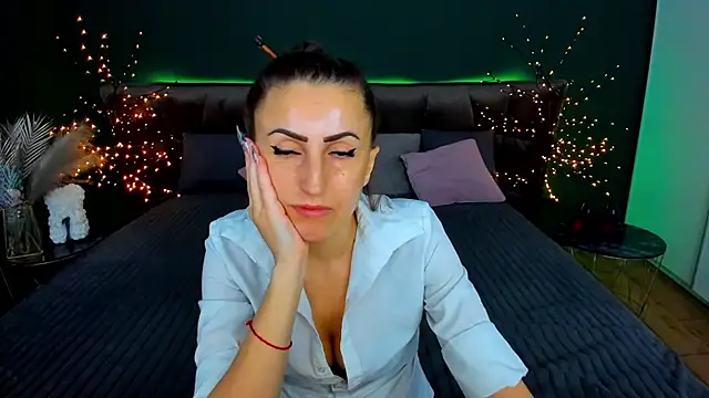 Rebecca Diamond online show from 11-10-25, 06:40