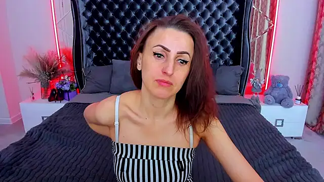 Snapshot of Rebecca_Diamond chatting on 04-29-26, 05:55 Rebecca Diamond online show from 04-29-26, 05:55