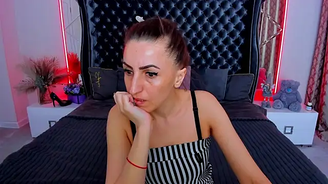 Rebecca Diamond online show from 03-26-26, 06:55