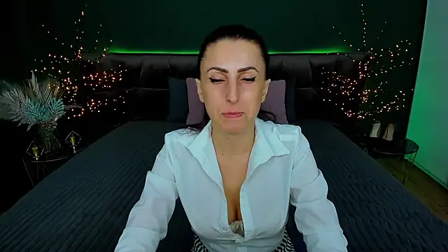 Rebecca Diamond online show from 03-19-25, 12:23