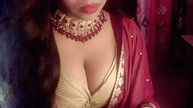 Snapshot of banglarani880 chatting on 09-30-25, 03:23 banglarani880 online show from 09-30-25, 03:23