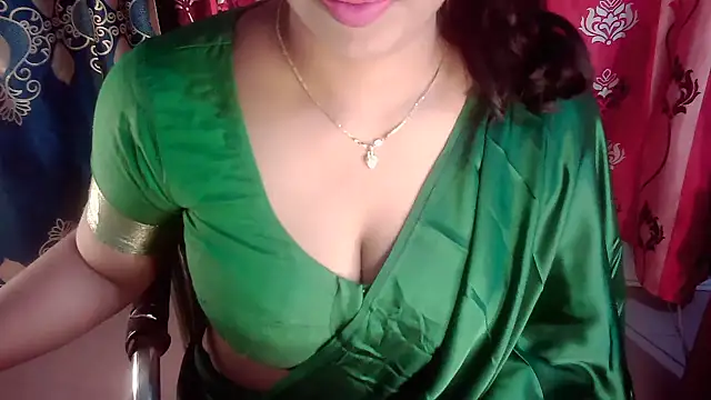 Snapshot of banglarani880 chatting on 03-21-25, 04:51 banglarani880 online show from 03-21-25, 04:51