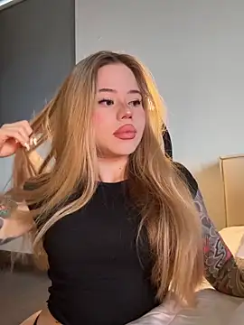 curchez  online show from 03-26-26, 09:13