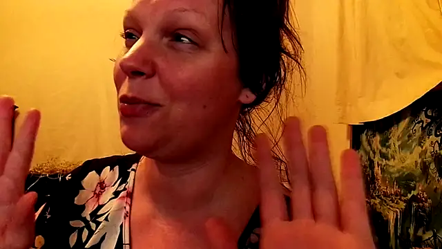 GamerGirlRoxyAndLee online show from 09-12-25, 04:12