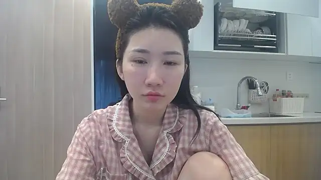 Asiagirll online show from 05-17-26, 03:06