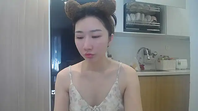 Asiagirll online show from 05-25-26, 01:49