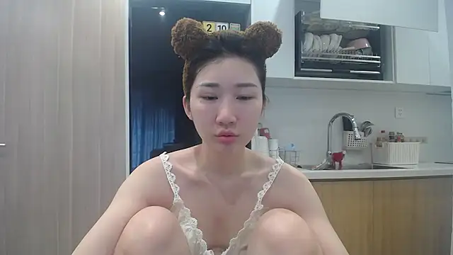 Asiagirll online show from 05-18-26, 03:17