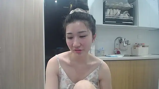 Asiagirll online show from 05-07-26, 01:47