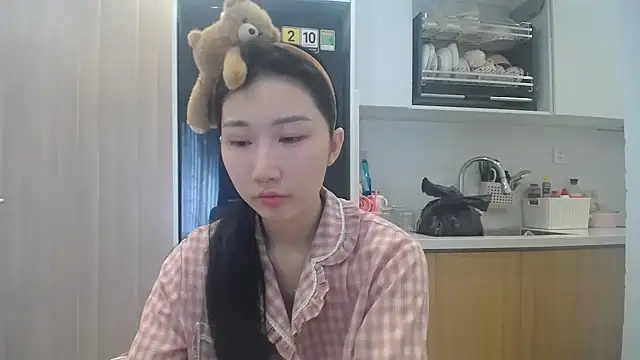 Asiagirll online show from 07-15-26, 01:01