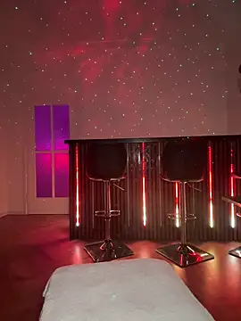 Pia July  online show from 09-21-25, 07:52