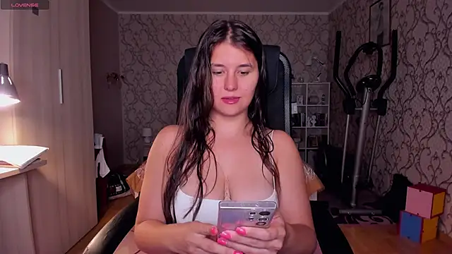 Lolly Jane online show from 06-19-26, 05:52