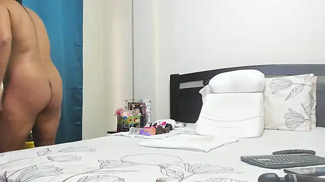 mara2020 69 online show from 11-02-25, 03:28