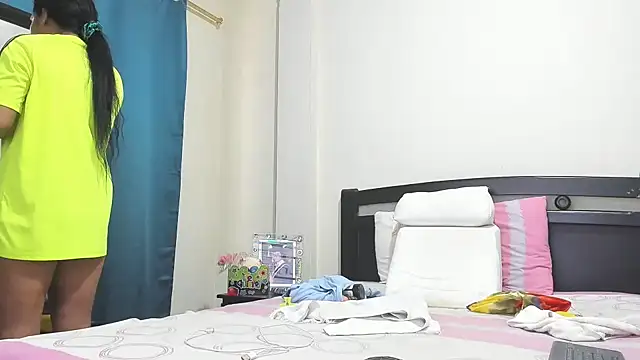 mara2020 69 online show from 09-25-25, 03:40