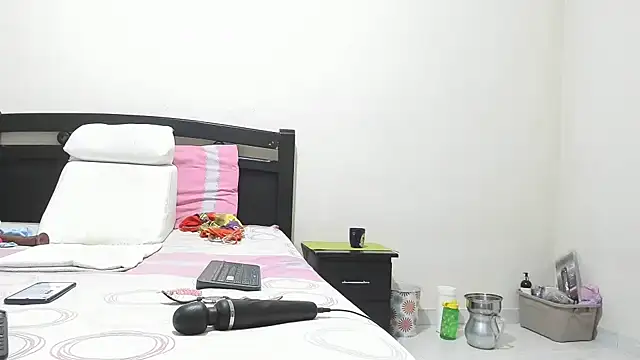 mara2020 69 online show from 10-05-25, 02:41